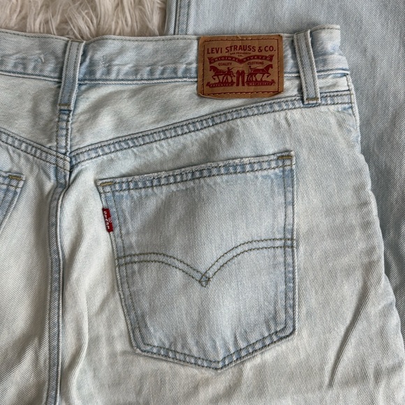 LEVI’S LOW PRO STRAIGHT WIDE LEG DISTRESSED JEANS - Picture 8 of 9